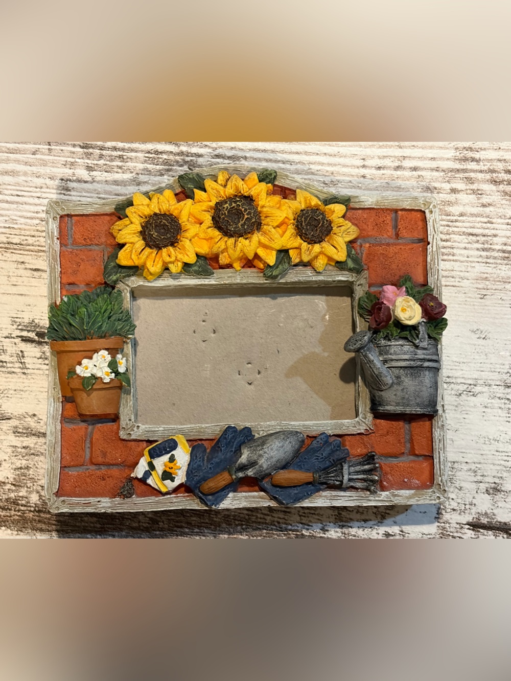 Cottagecore Mini 3D resin Picture frame Set of 3 Sunflower/Garden/Watering Can - Picture 9 of 14